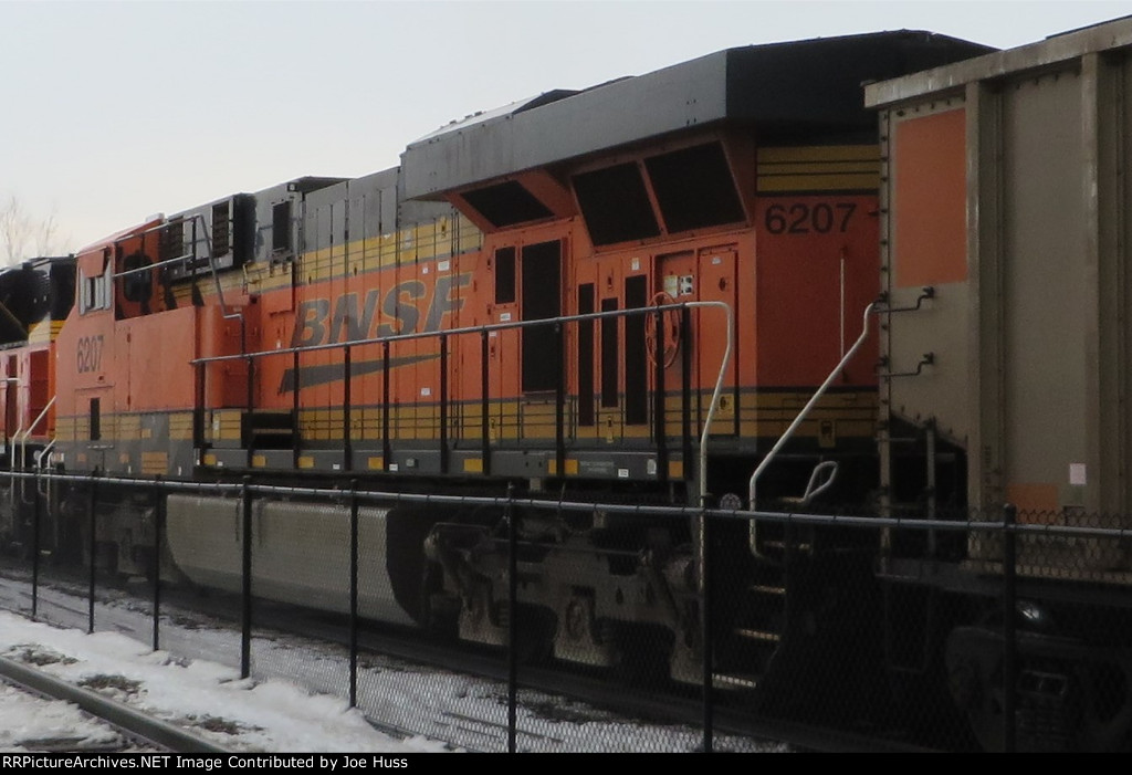 BNSF 6207